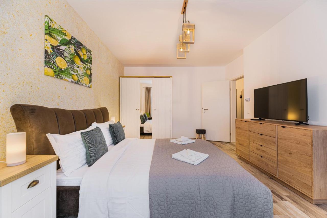 Apartament Topaz ブラショフ エクステリア 写真