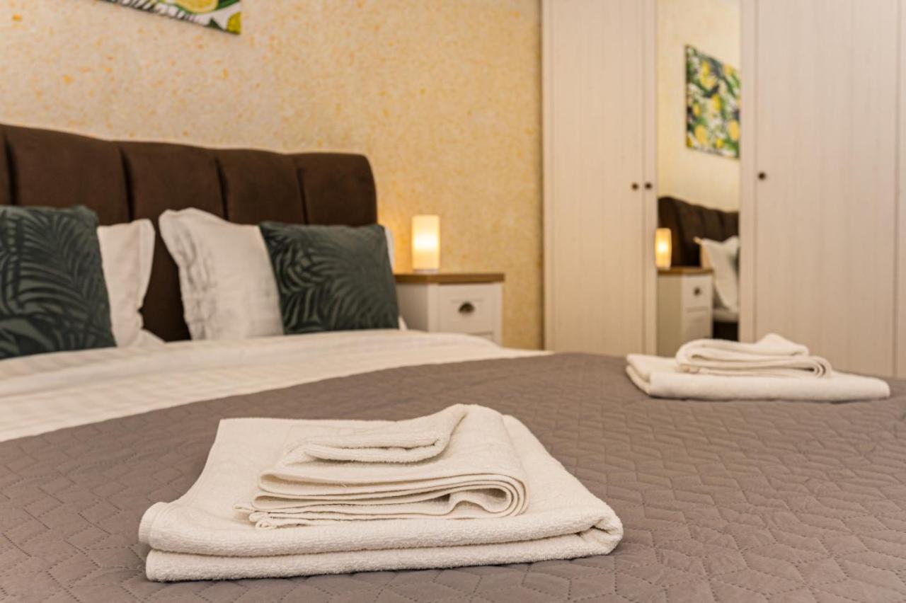 Apartament Topaz ブラショフ エクステリア 写真
